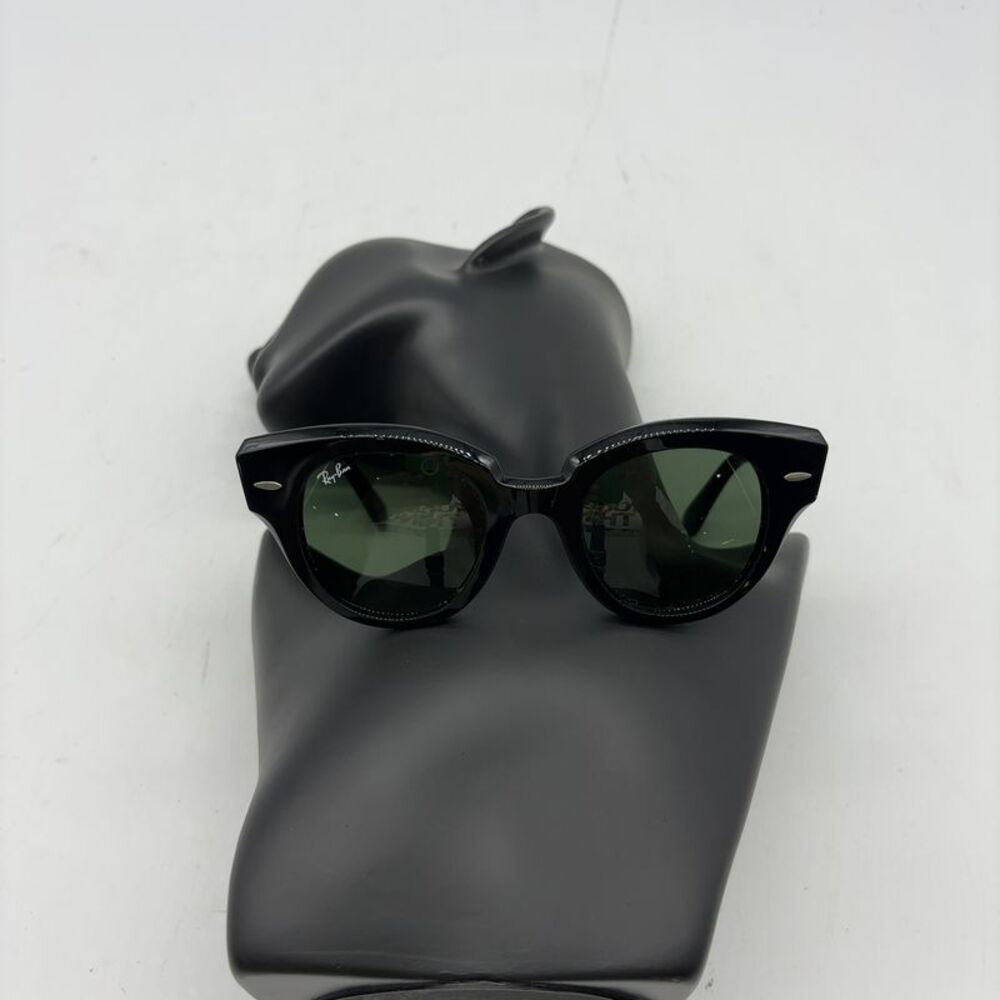 Ray-Ban Roundabout Black/Green Sunglasses